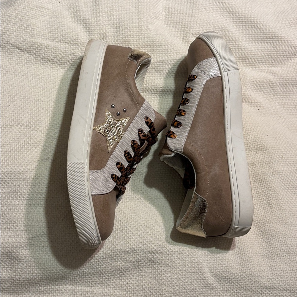 Corkys Gold Metallic Glitter Supernova Sneaker Size 11. EUC - Picture 5 of 12